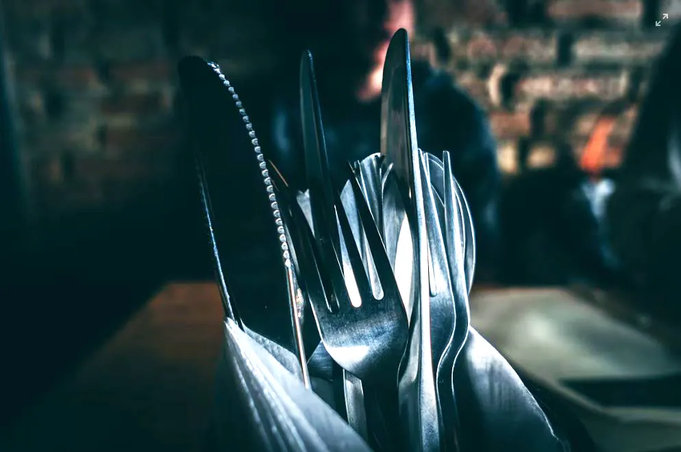 Spökvandring med tvårättersmiddag | Stockholm